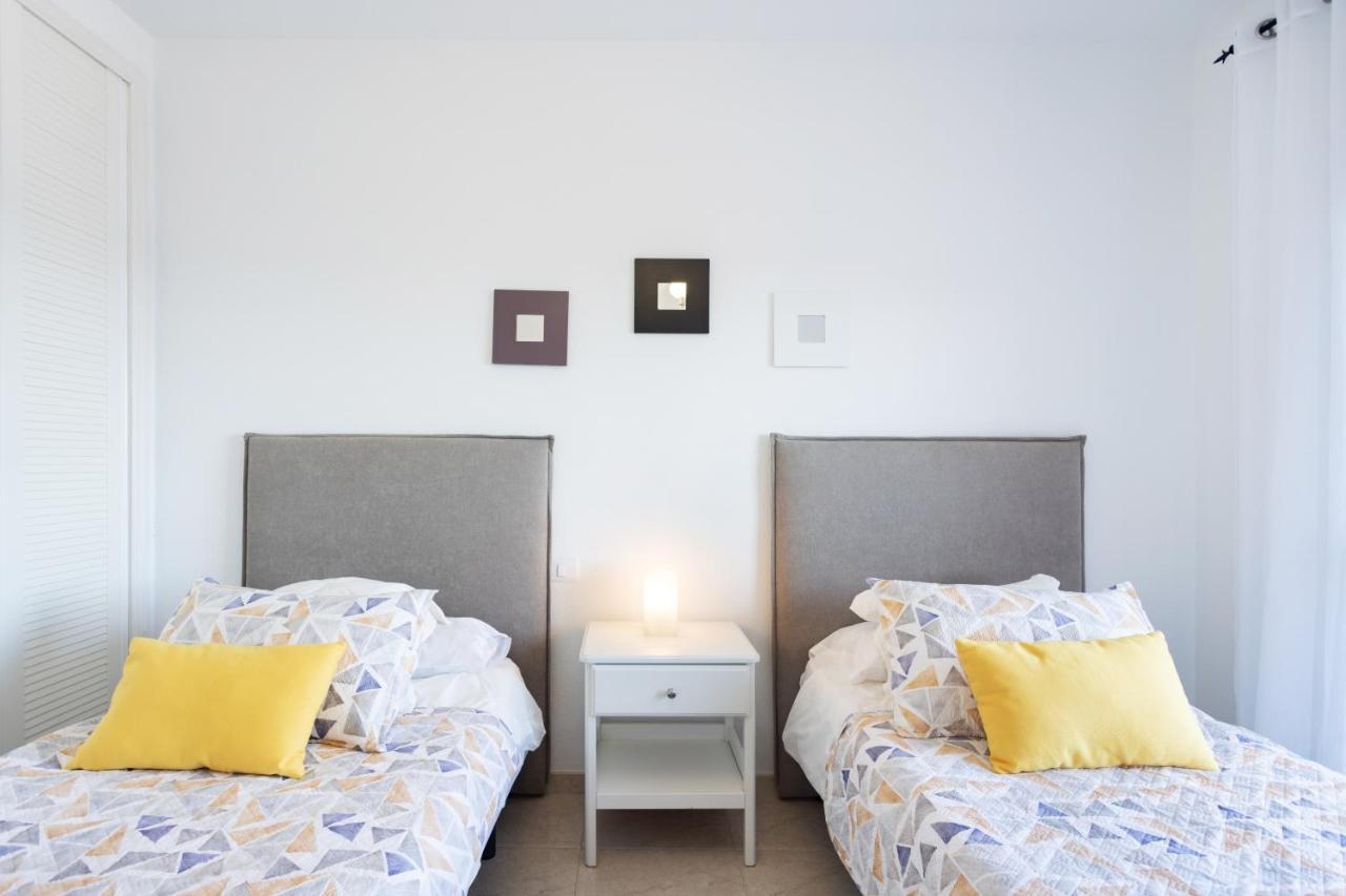Home2Book Sea Front Duplex Terrace Pool 圭马尔港 外观 照片